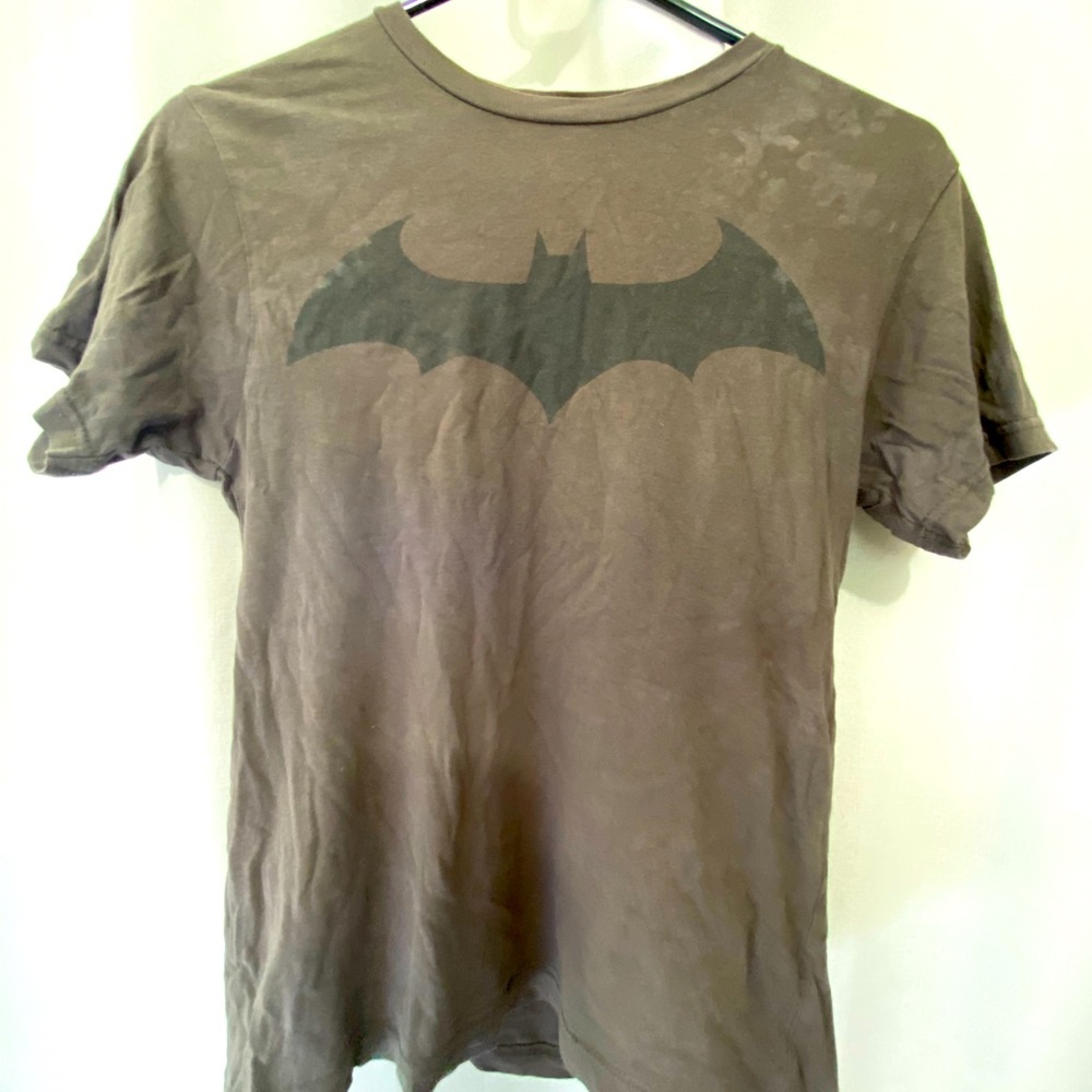 Nana XS hood conditon u2k graphic Batman T-shirt.